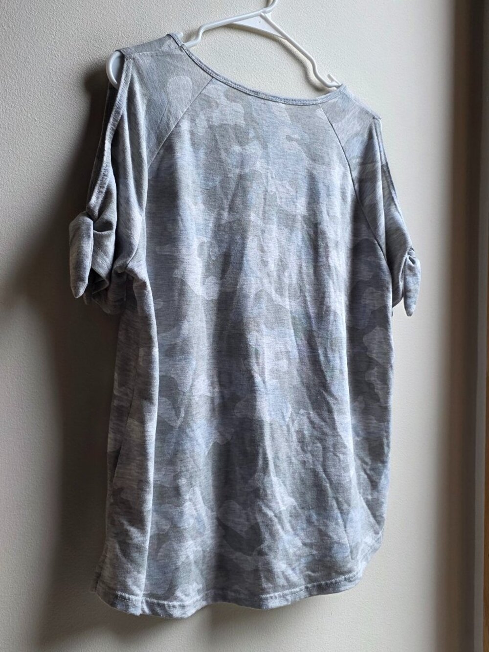 Jane and Delancey Gray Camo Short Sleeve Jersey Size XL - Picture 11 of 15